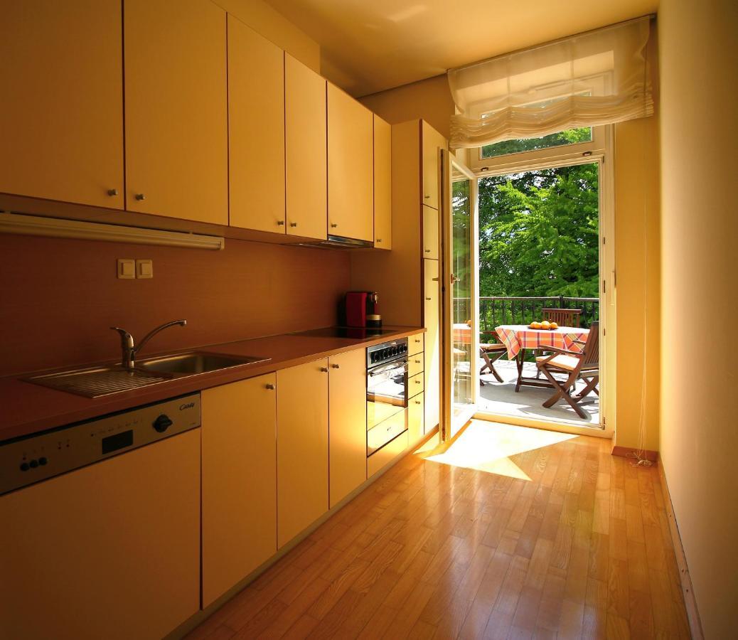 Apartments Villa Boltez Кран Екстериор снимка