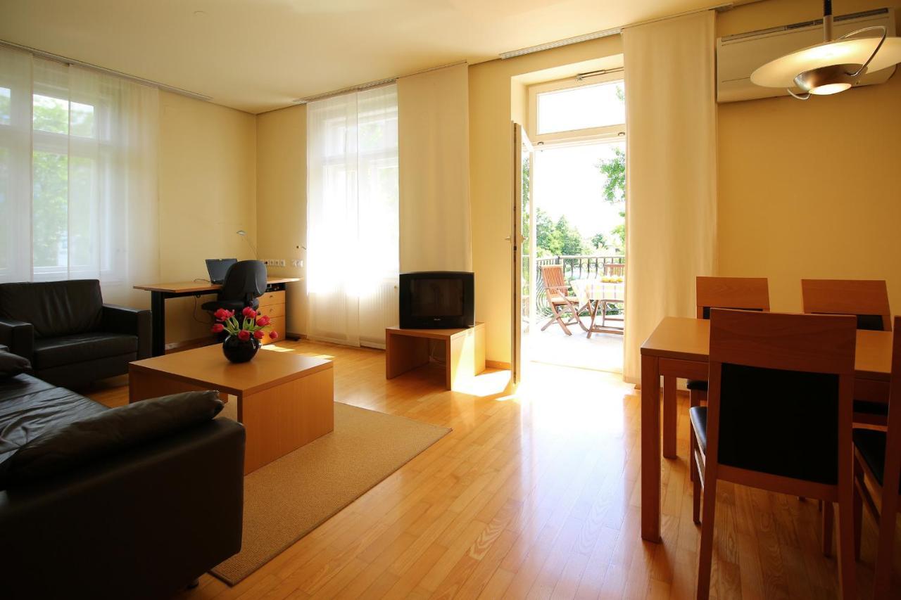Apartments Villa Boltez Кран Екстериор снимка