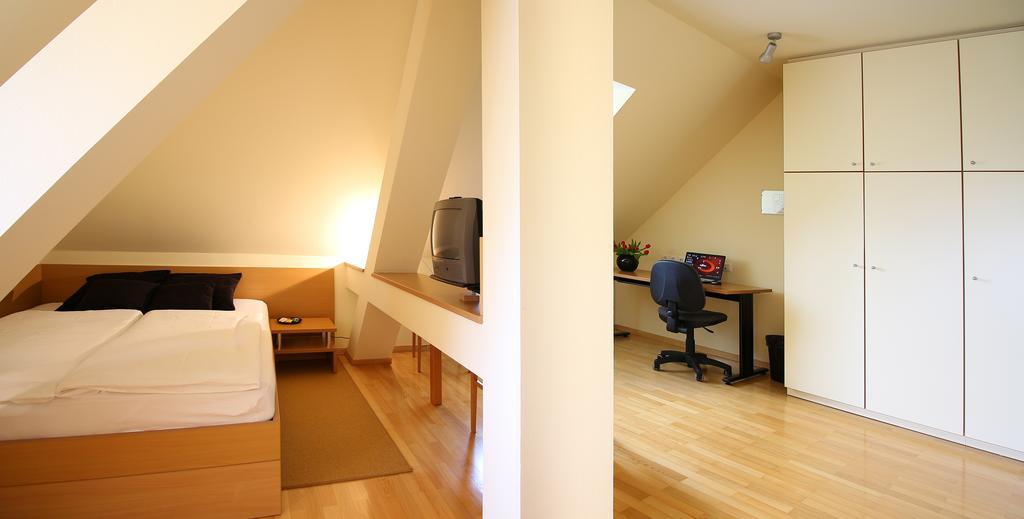 Apartments Villa Boltez Кран Стая снимка