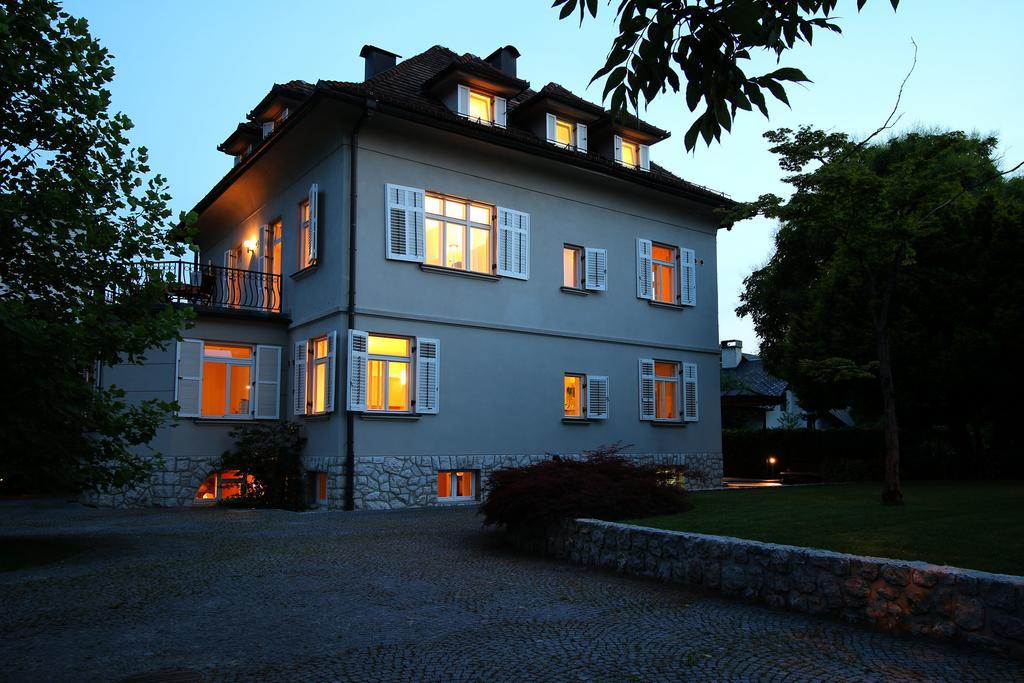 Apartments Villa Boltez Кран Екстериор снимка