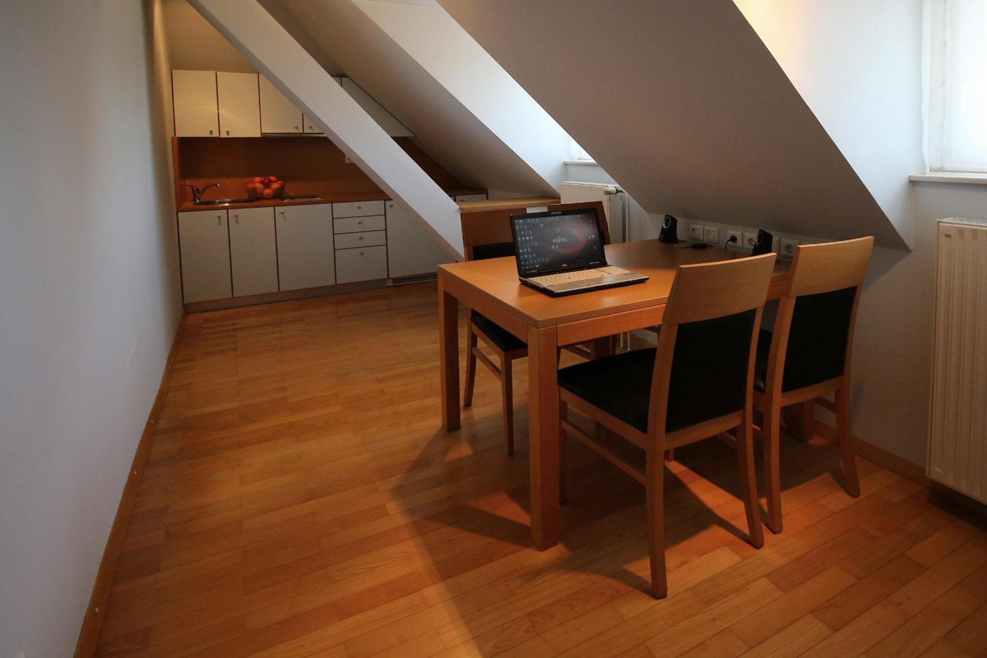 Apartments Villa Boltez Кран Стая снимка