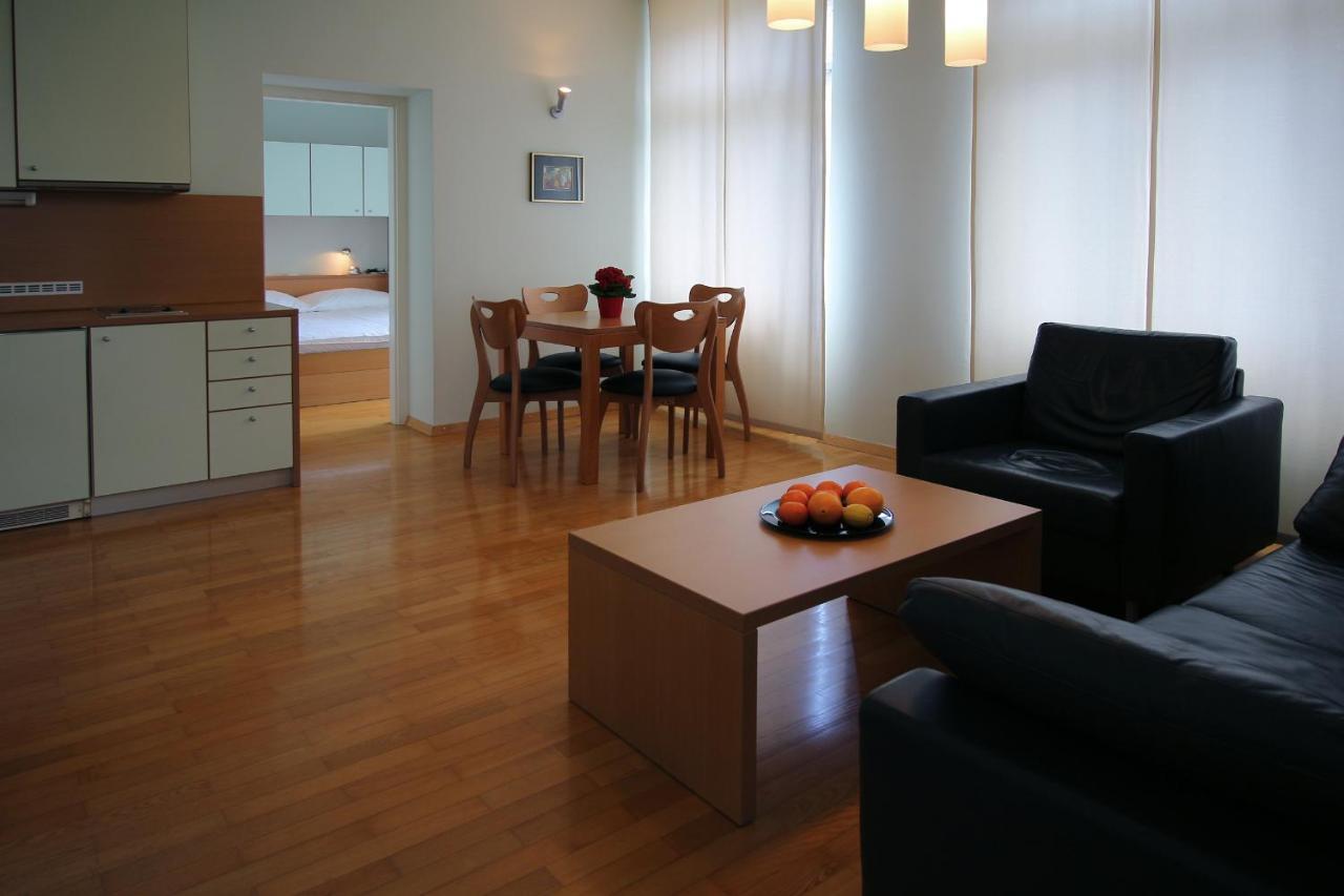 Apartments Villa Boltez Кран Екстериор снимка